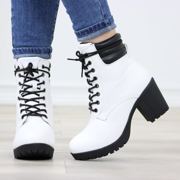 Lace-Up Lug Chunky Block High Heel Ankle Boots White Faux Leather - Picture 11 of 12